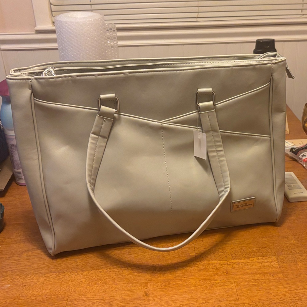 Chic Cream Tote Bag Bella Russo NWT